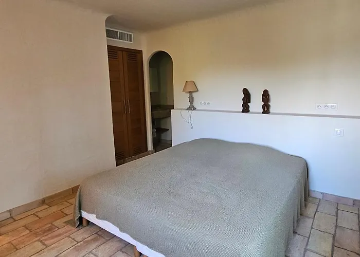 Сasa de vacaciones Marina-piscine Privée-wifi-accès Sporting Club Marina Di Fiori Porto Vecchio