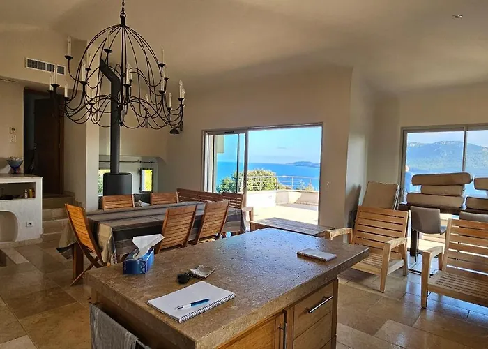 Сasa de vacaciones Marina-piscine Privée-wifi-accès Sporting Club Marina Di Fiori *